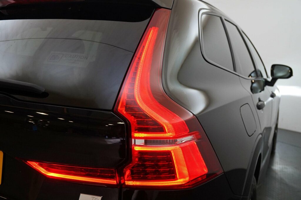 Volvo XC60 2.0H T6 Recharge 11.6Kwh R-design Awd Euro 6 Black #5