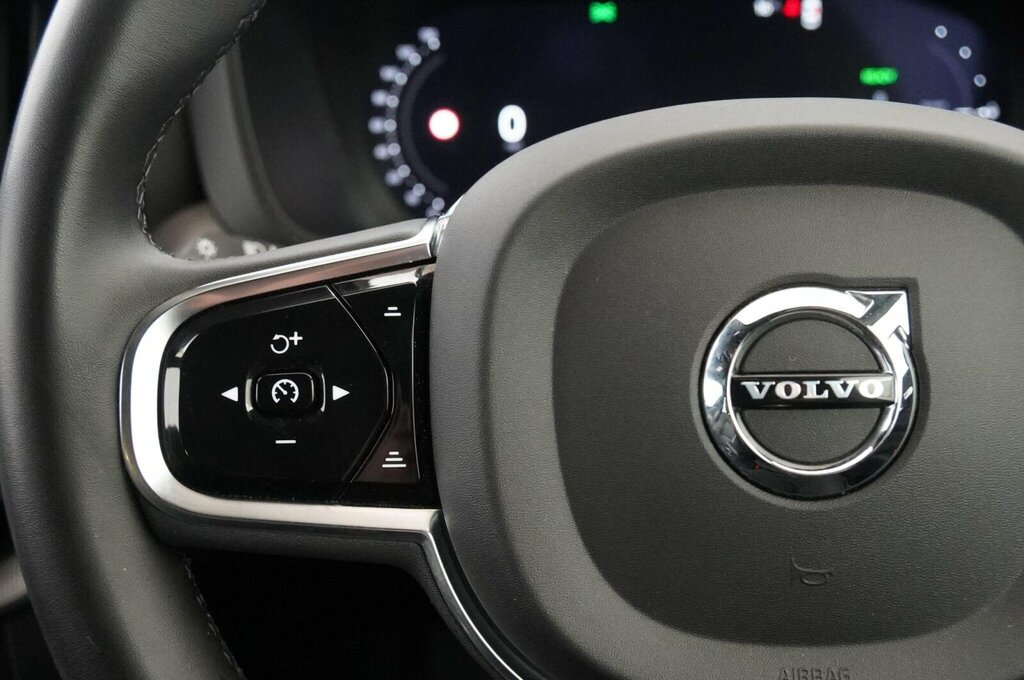 Volvo XC60 Inscription Blue #17