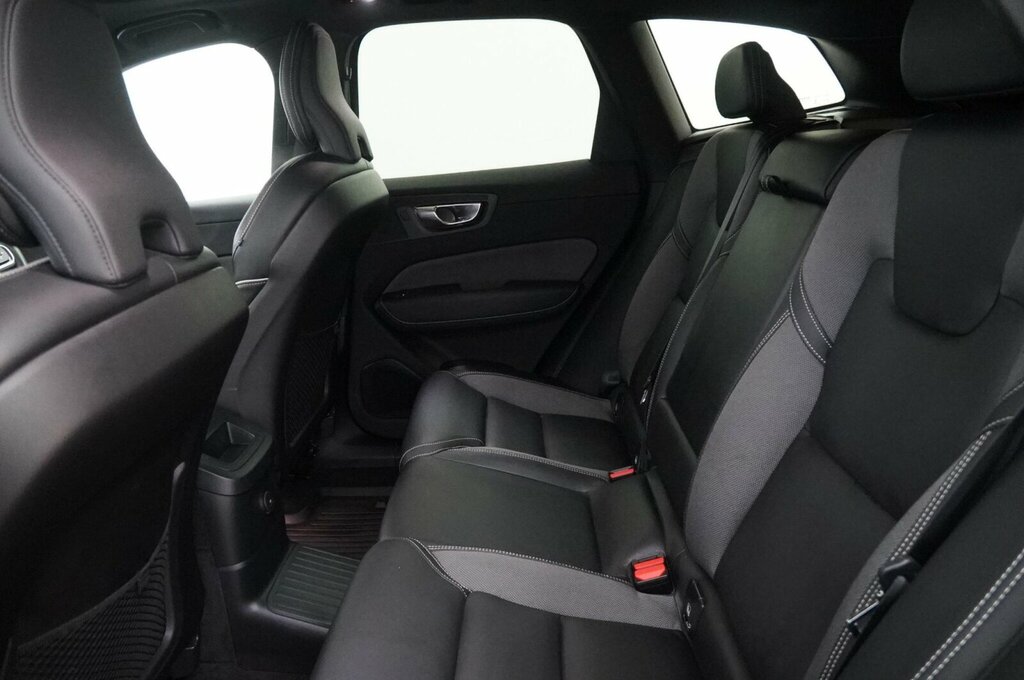 Volvo XC60 Inscription Blue #24
