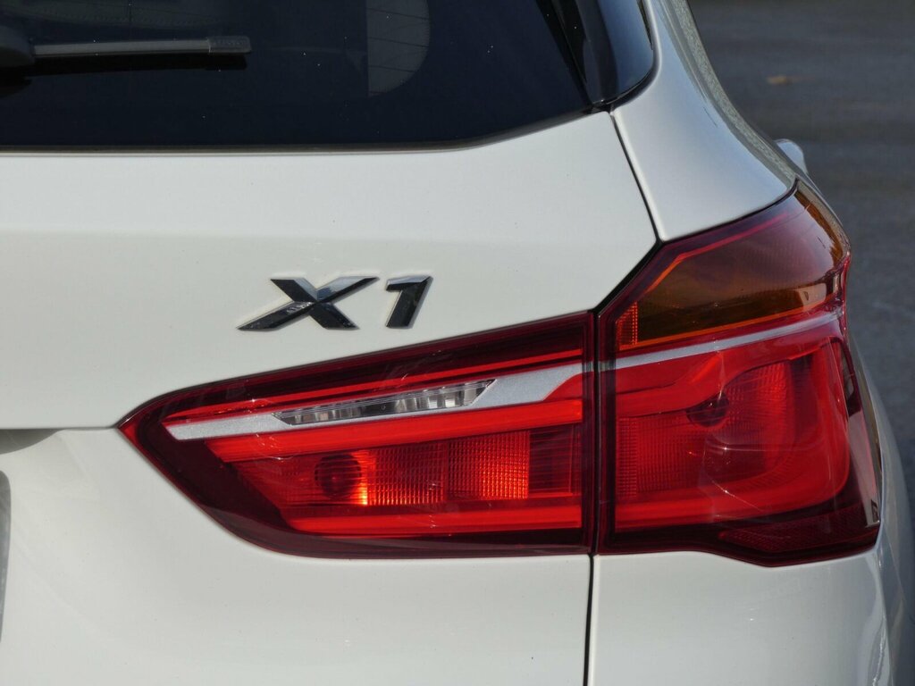 BMW X1 X1 Xdrive20d Sport Orange #24