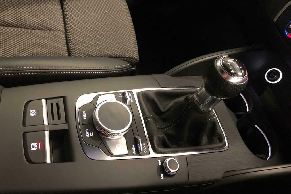 Audi A3 Sport 35 Tfsi 150 Ps S Tronic Grey #38