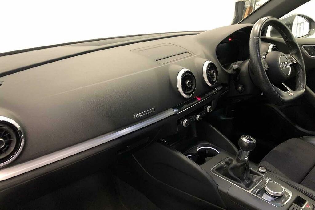 Audi A3 Sport 35 Tfsi 150 Ps S Tronic Grey #2