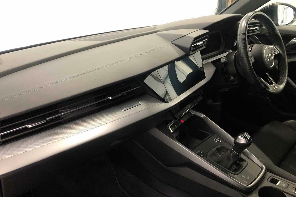 Audi A3 30 Tfsi Sport S Tronic Black #2