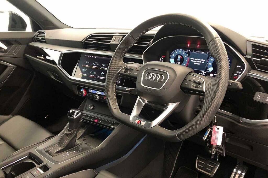 Audi Q3 Black Edition 35 Tfsi 150 Ps S Tronic White #6