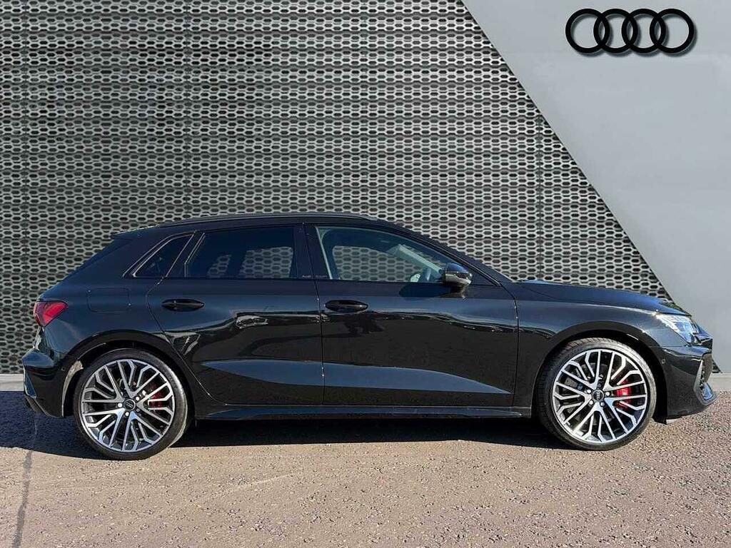 Audi A3 1.5 Tfsi 35 S Line Sportback S Tronic Black #4