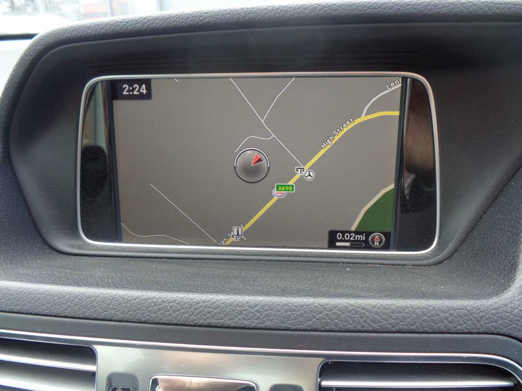 Mercedes-Benz E Class 2.0 E220d Amg Line Premium Plus G-tronic Euro 6 White #12
