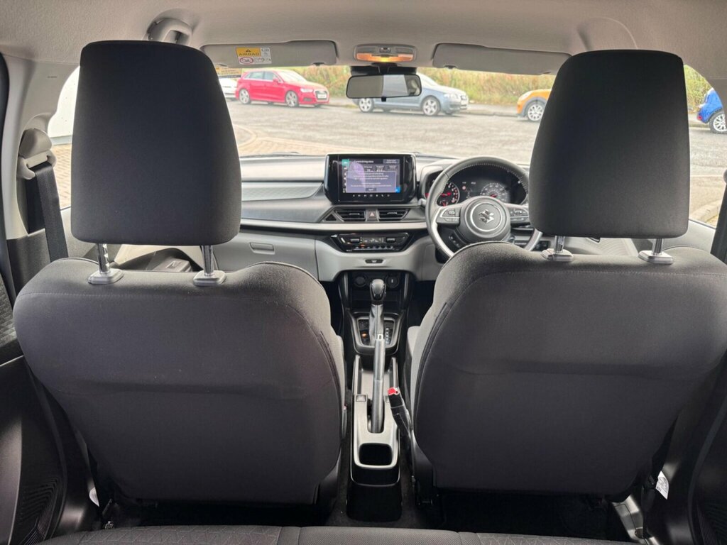 Suzuki Swift 1.2 Mild Hybrid Ultra White #28