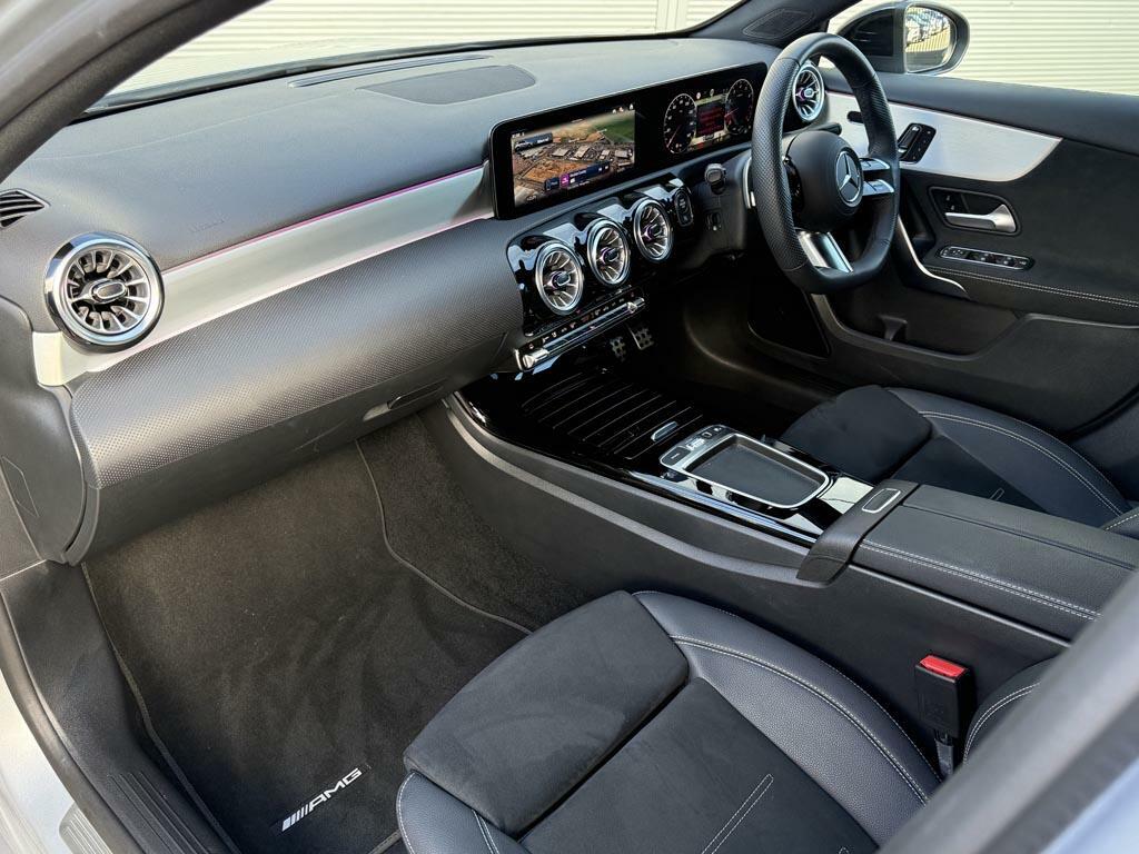 Mercedes-Benz A Class A180 Amg Line Premium Black #3