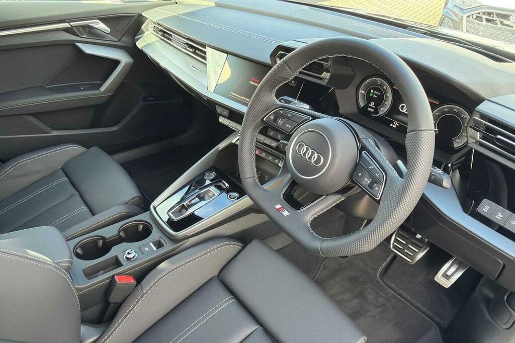 Audi A3 S Line Tfsi E 204 Ps S Tronic Black #6