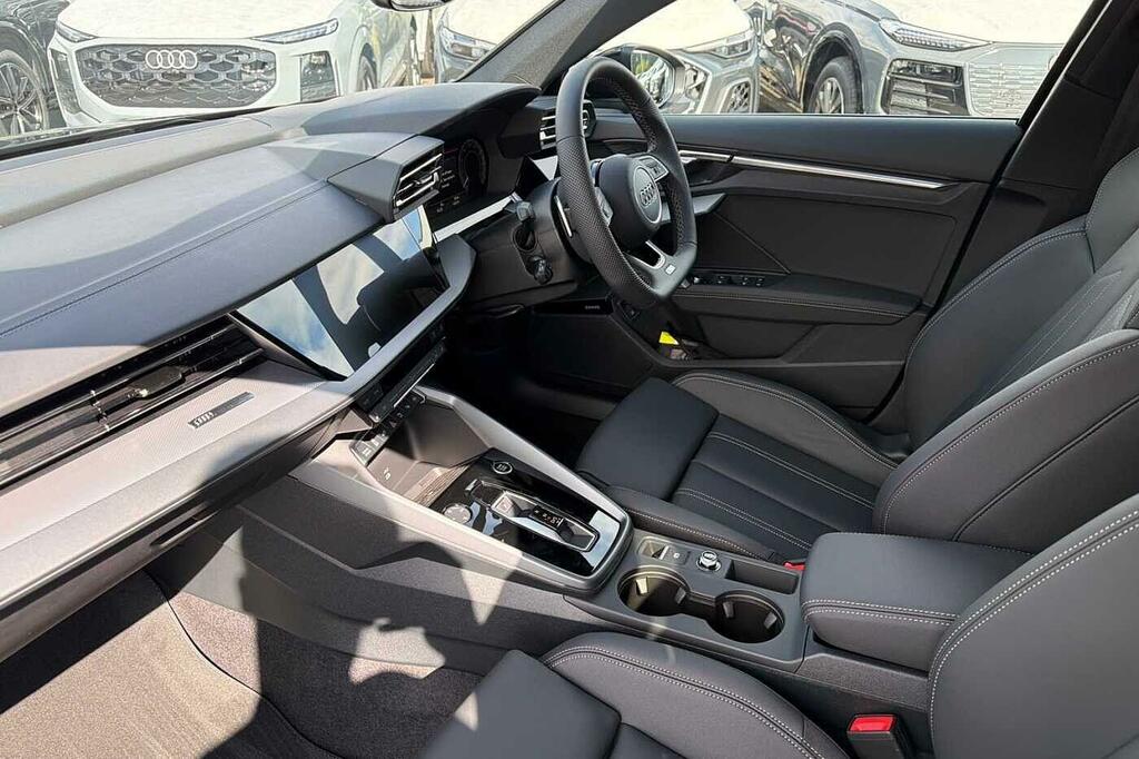 Audi A3 S Line Tfsi E 204 Ps S Tronic Black #2