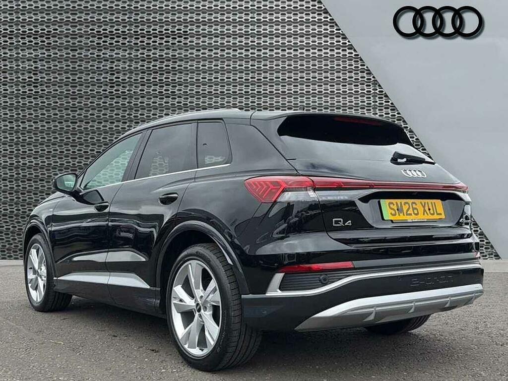 Audi Q4 E Tron Q4 S Line 45 E-tron 210,00 Kw Black #3