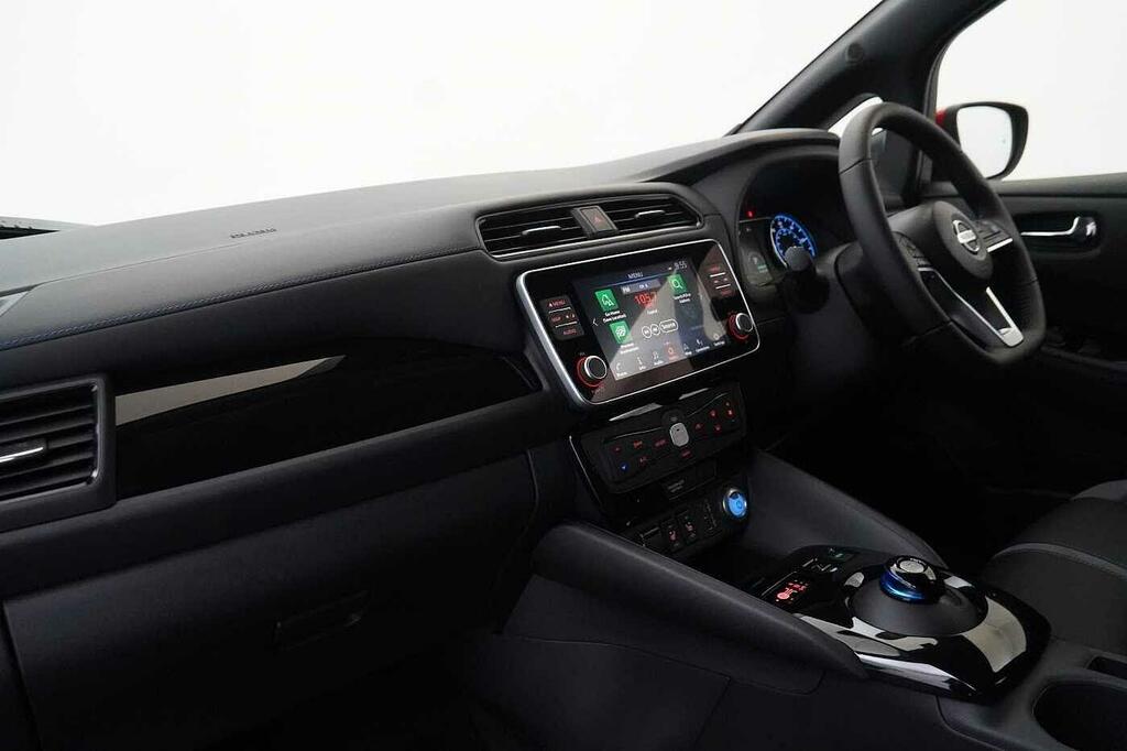 Nissan Leaf 110Kw Tekna 40Kwh #2