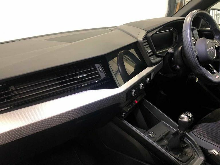 Audi A1 Black Edition 35 Tfsi 150 Ps S Tronic Grey #2