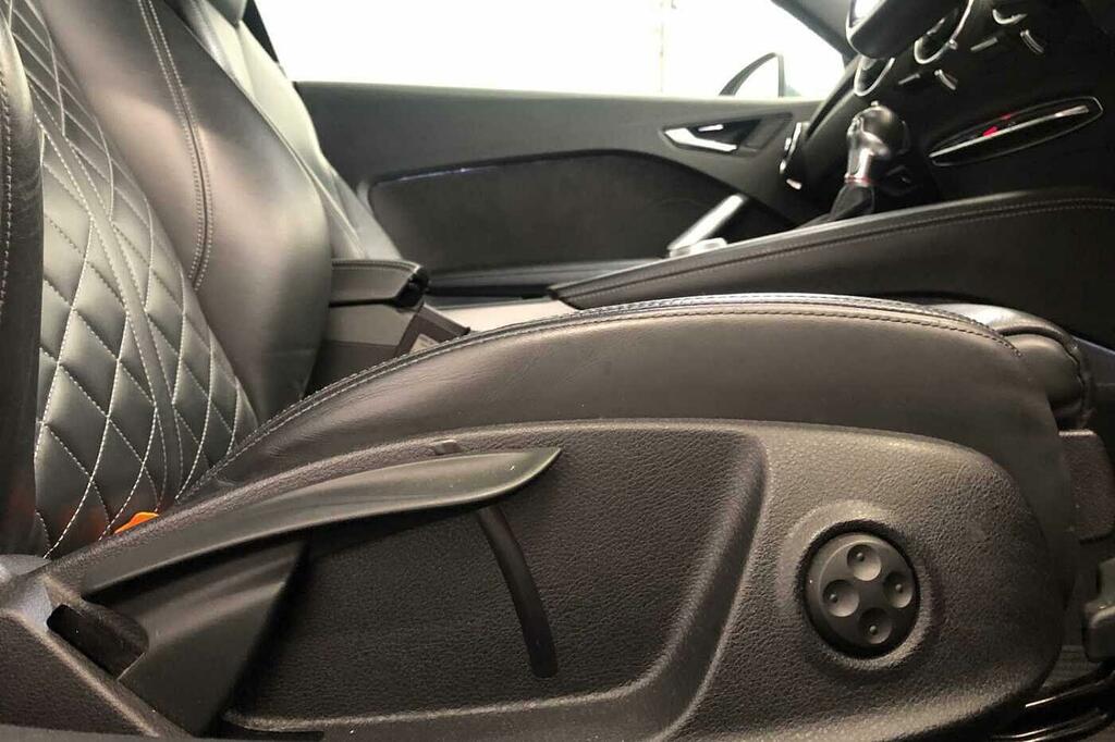 Audi TT 2.9 Tfsi V6 Coupe Tiptronic Quattro 4 White #26