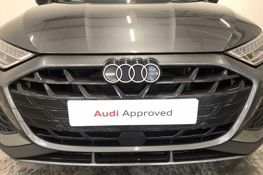 Audi A3 Sportback Black Edition 35 Tfsi 150 Ps S Tronic DL24LAE Black #18