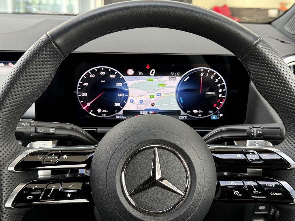 Mercedes-Benz GLA Class Gla 250 E Amg Line Premium Grey #4