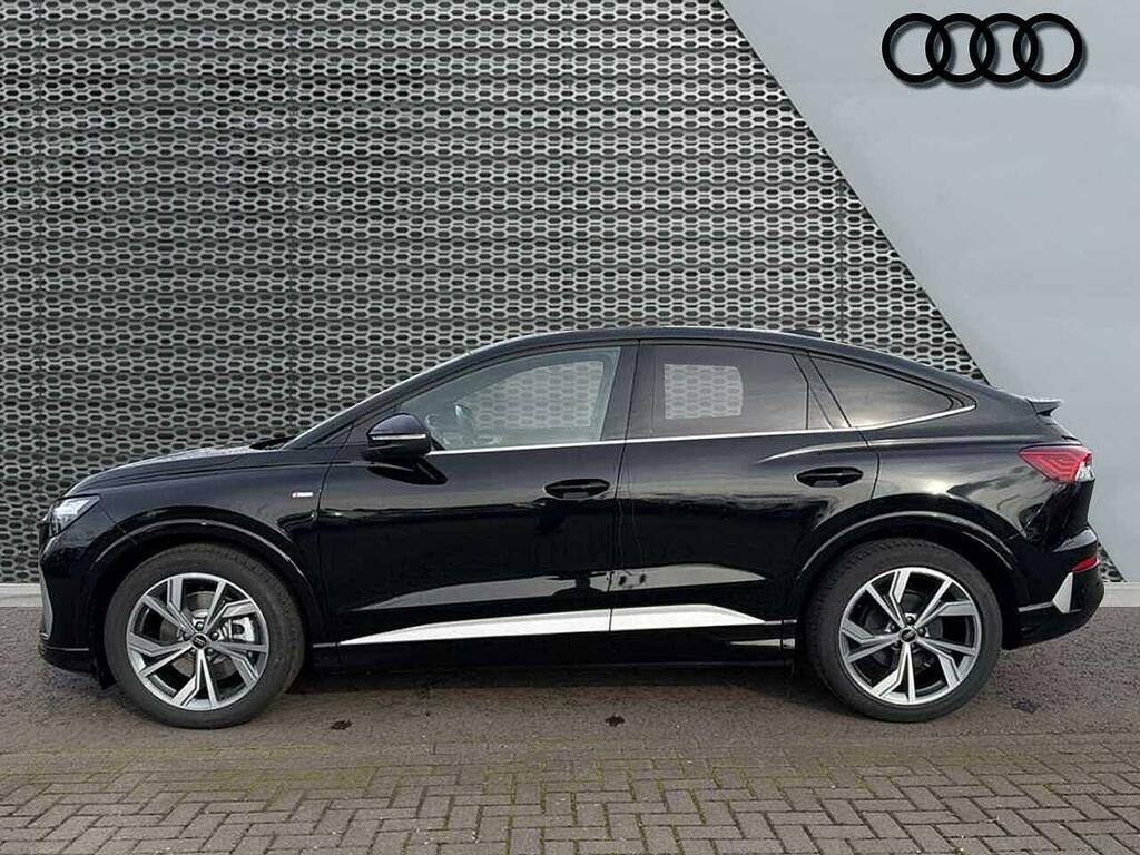 Audi Q4 E Tron 150Kw 63Kwh S Line Black #4