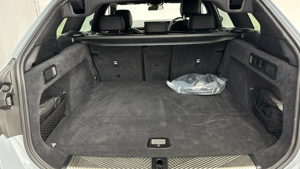 BMW 5 Series 530E M Sport Black #13