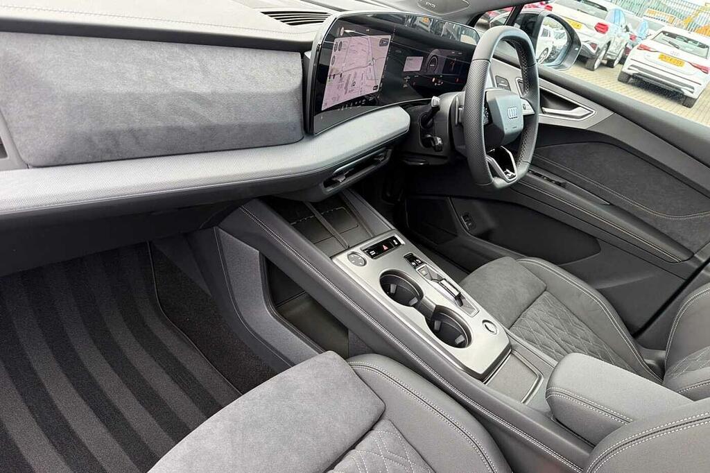 Audi Q4 E Tron Suv Black Edition Performance Ps Grey #2