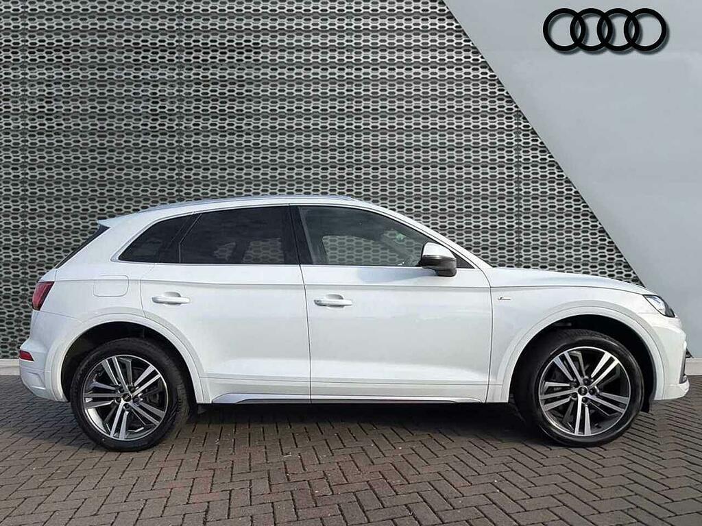 Audi Q5 S Line 40 Tdi Quattro 204 Ps S Tronic White #4