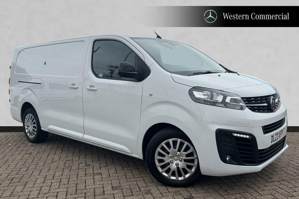 Vauxhall Vivaro 1.5 Turbo D 2900 Pro Panel Van 6Dr L White