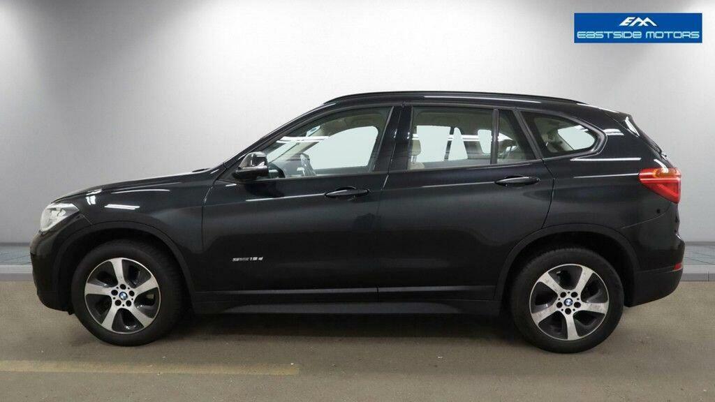 BMW X1 Xdrive18d Sport Black #6