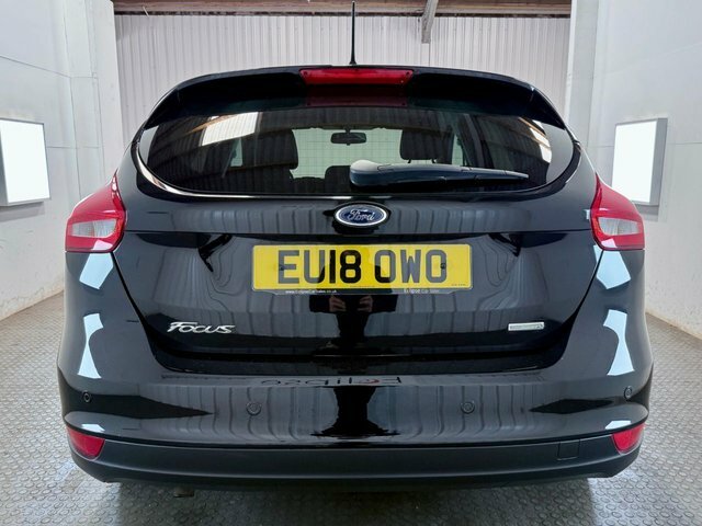 Ford Focus 2018 1.0T Ecoboost Zetec Edition Hatchback Pet Black #5