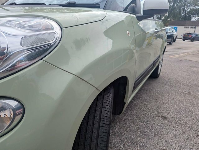 Fiat 500L 1.2 Multijet Lounge 85 Bhp Black #14