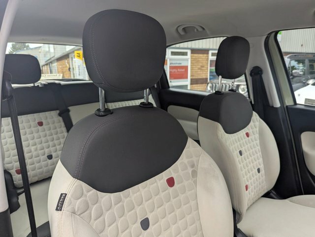 Fiat 500L 1.2 Multijet Lounge 85 Bhp Black #36