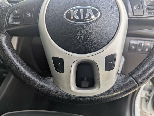 Kia Venga Mpv 1.6 3 Euro 5 Sat Nav 201313 Silver #24