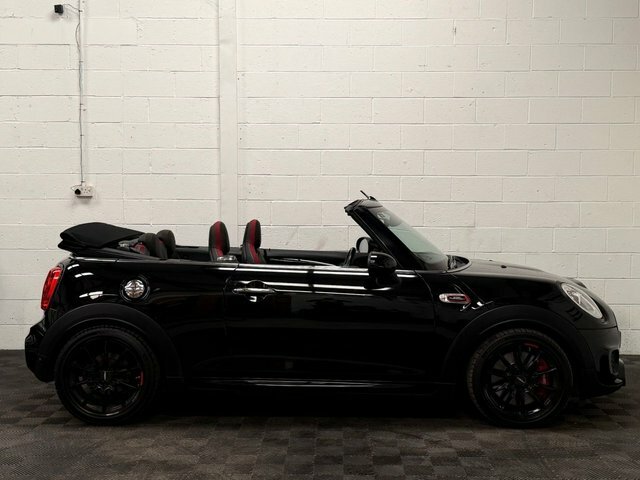 Mini Convertible 2.0 John Cooper Works Convertible Black #5