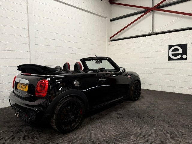 Mini Convertible 2.0 John Cooper Works Convertible Black #6