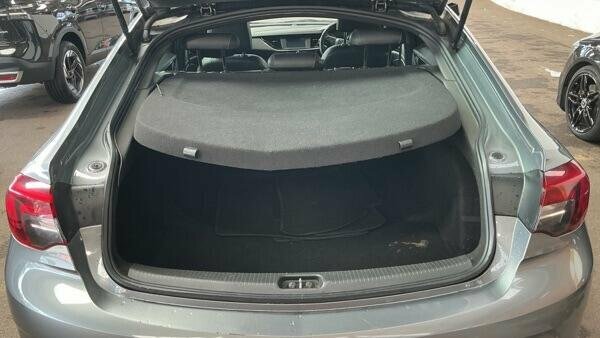 Vauxhall Insignia Insignia Sri Vx-line Nav T Red #7