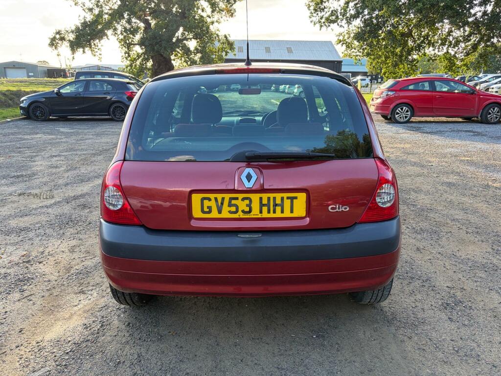 Renault Clio 1.2 Authentique Beige #10