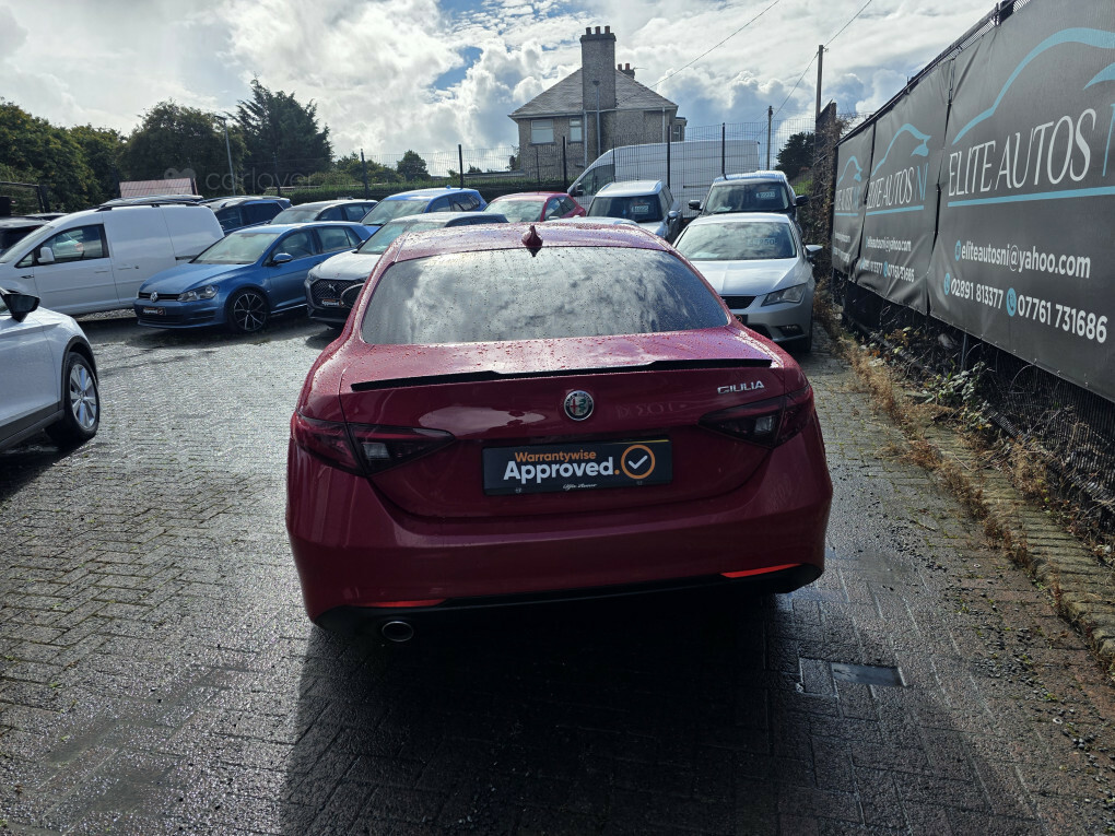 Alfa Romeo Giulia Super Td Red #5
