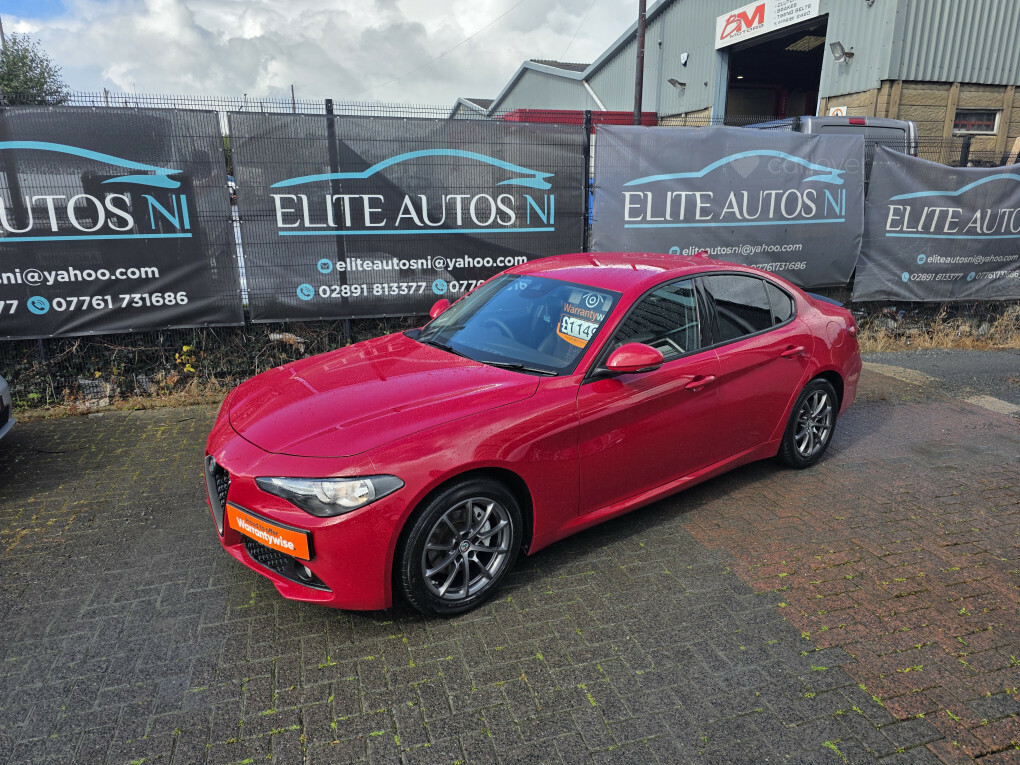 Alfa Romeo Giulia Super Td Red