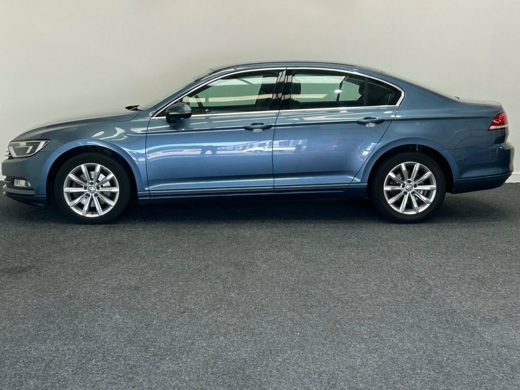 Volkswagen Passat Saloon VX16BVS Blue #3