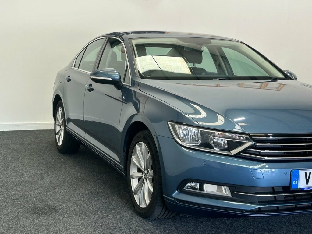 Volkswagen Passat Saloon VX16BVS Blue #6