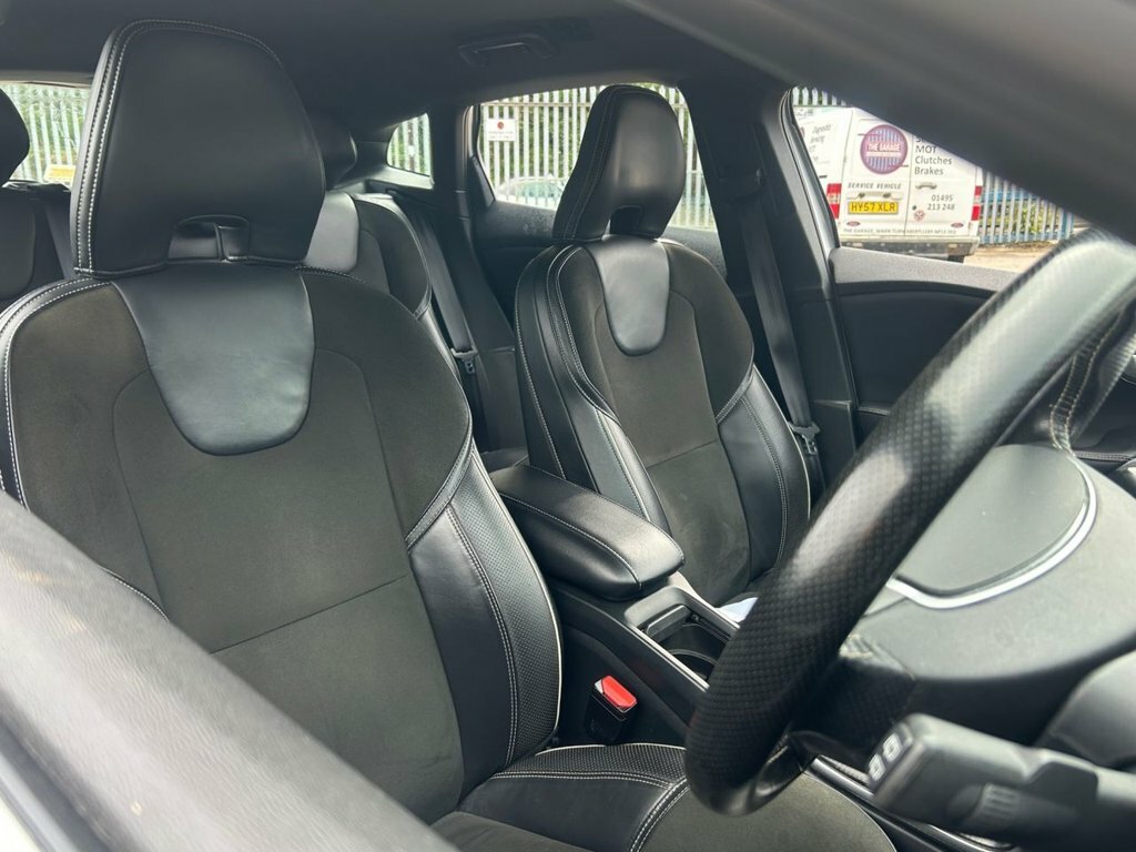 Volvo V40 2L R-design Silver #5