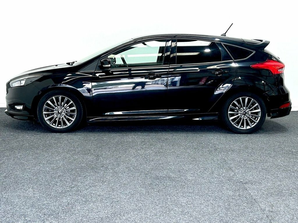 Ford Focus 1L St-line Black #3