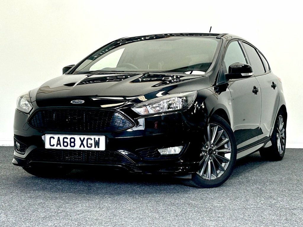 Ford Focus 1L St-line Black