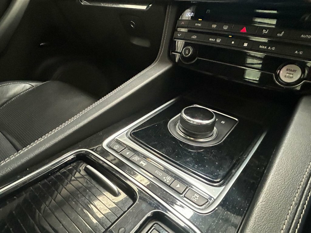 Jaguar F-Pace 2.0 D180 Prestige Awd Euro 6 Ss  #16