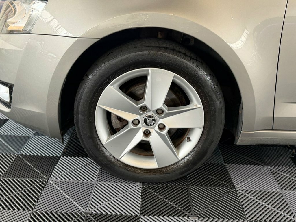Skoda Octavia Octavia Vrs Tdi Cr White #8