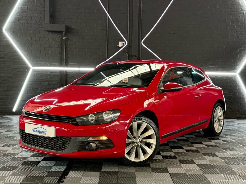 Volkswagen Scirocco 2L Gt Red