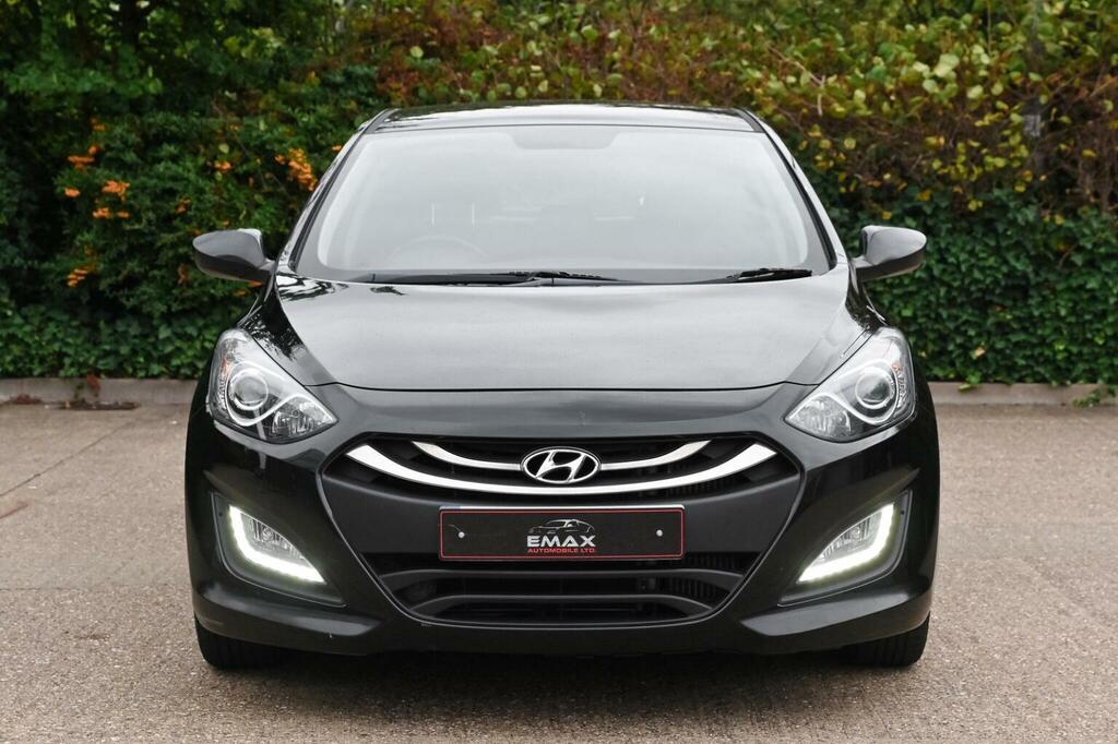Hyundai I30 1.6 Crdi Active Euro 5 201515 Black #2