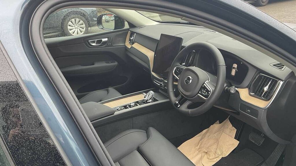 Volvo XC60 Plus, B5 Awd Mild Hybrid, Dark Blue #4