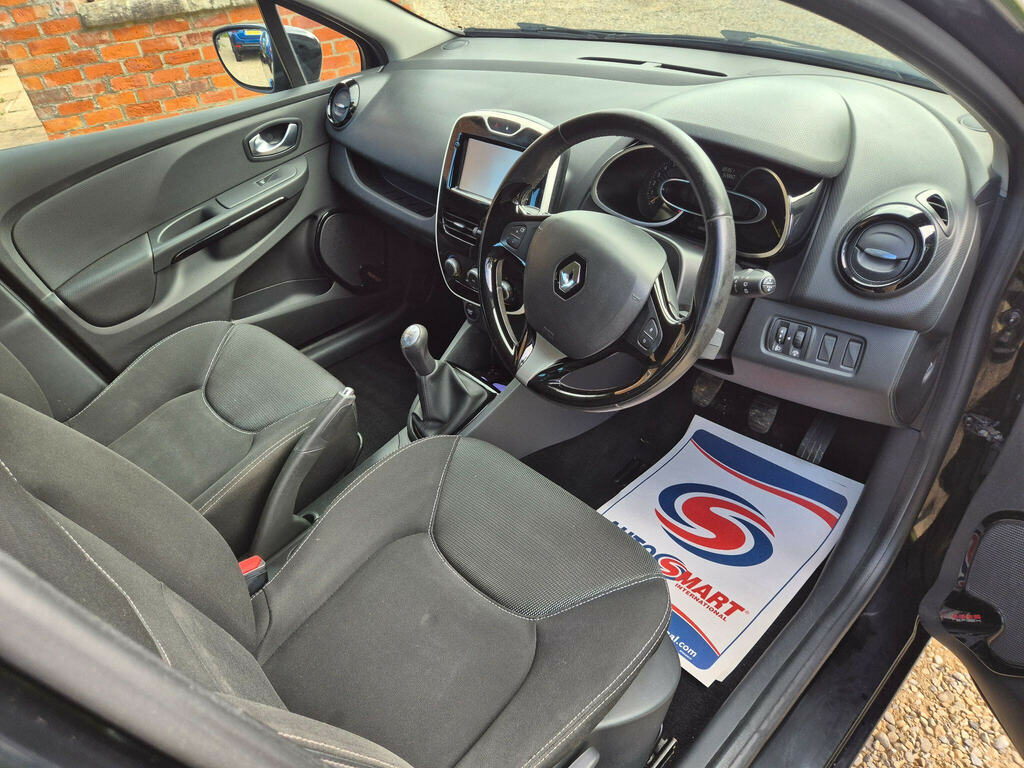 Renault Clio 1.2 16V Dynamique Medianav Euro 5 Black #2