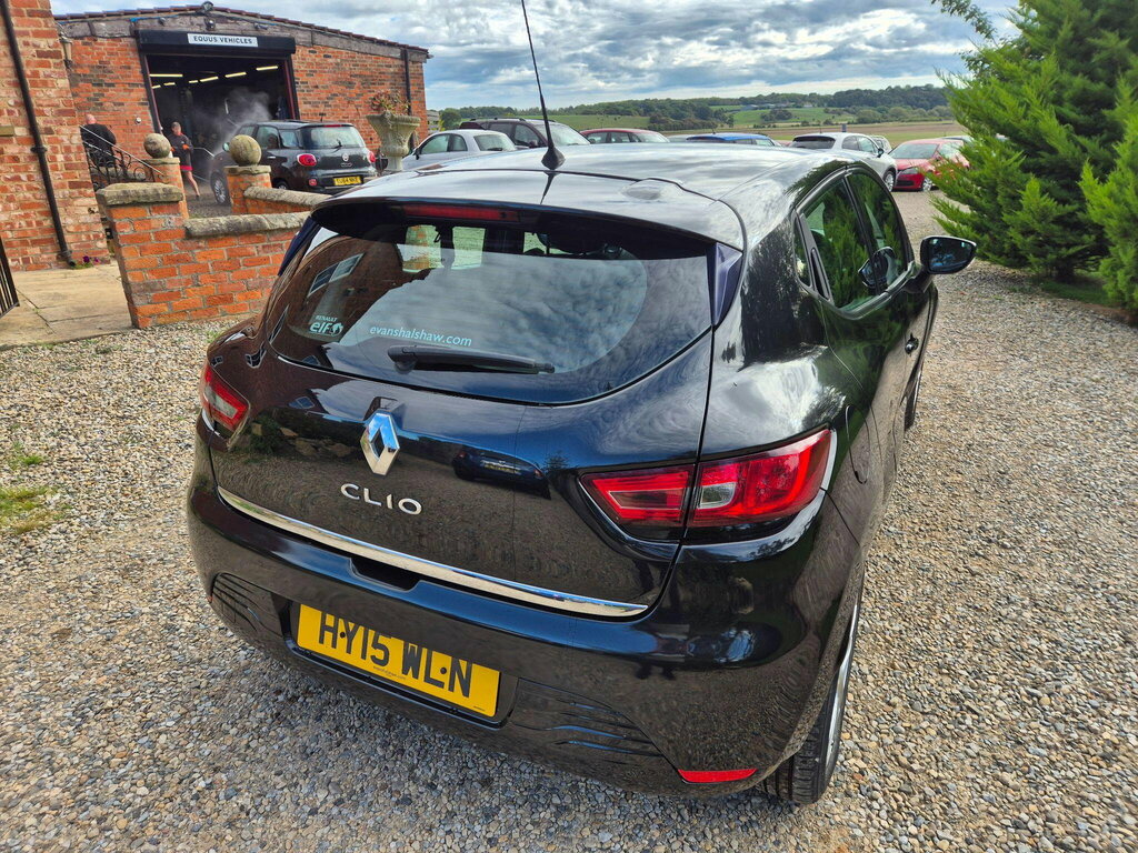 Renault Clio 1.2 16V Dynamique Medianav Euro 5 Black #6