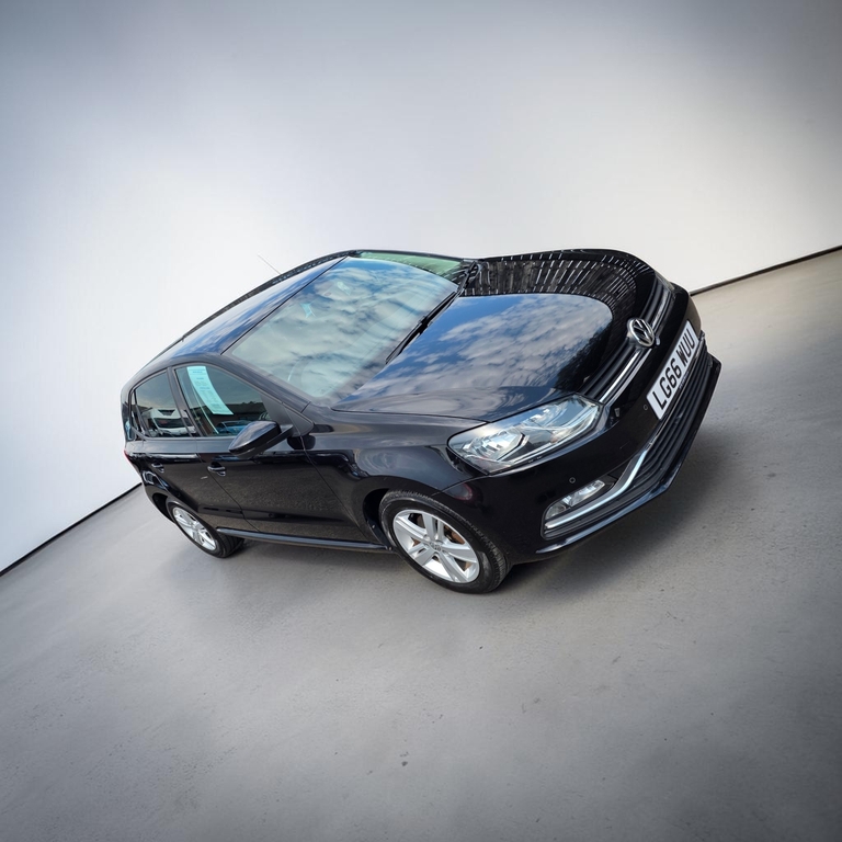 Volkswagen Polo Black #24