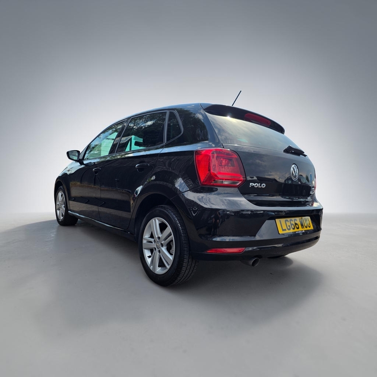 Volkswagen Polo Black #21